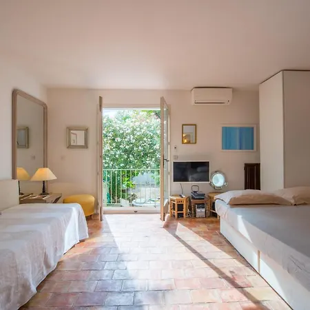 Suitelowcost Les Lauriers - Place Des Lices Saint-Tropez