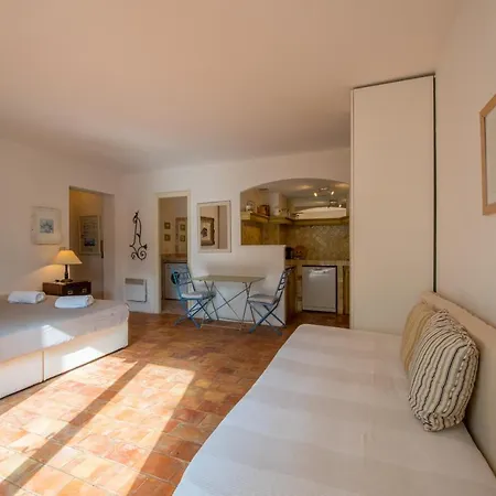 Suitelowcost Les Lauriers - Place Des Lices Lejlighed *