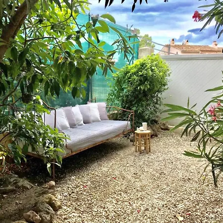 Suitelowcost Les Lauriers - Place Des Lices